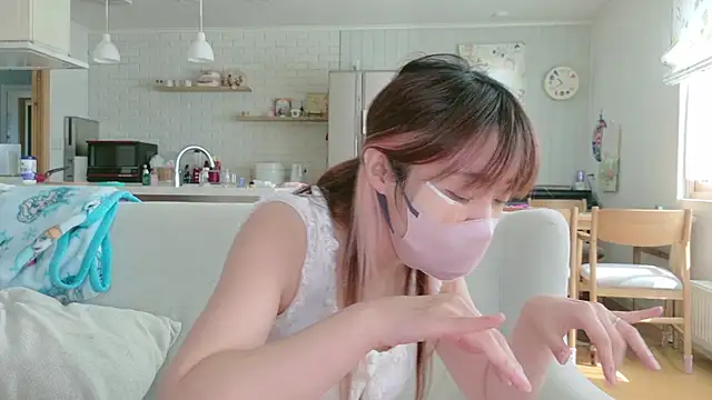 Snapshot of SUZU_1201 chatting on 04.19.26 SUZU 1201 online show from 04.19.26