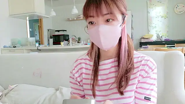 Snapshot of SUZU_1201 chatting on 06.11.26 SUZU 1201 online show from 06.11.26