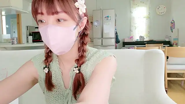 Snapshot of SUZU_1201 chatting on 07.13.26 SUZU 1201 online show from 07.13.26