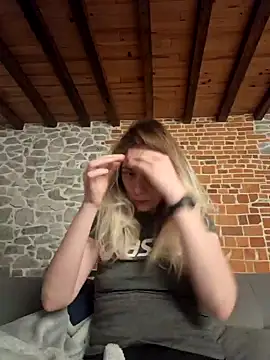 Snapshot of SexyAlya chatting on 11.09.25 SexyAlya online show from 11.09.25