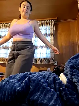 YoungLiisaxx online show from 11.03.25