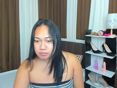 TsUncutKaren online show from 09.23.25