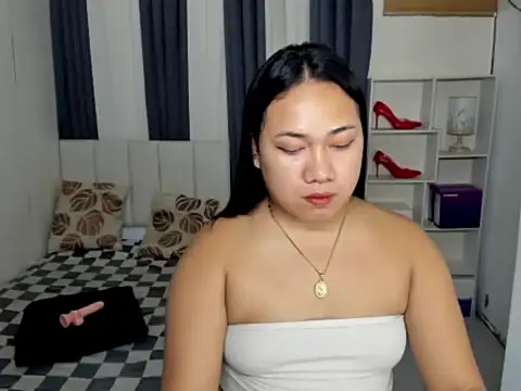 TsUncutKaren online show from 01.06.26