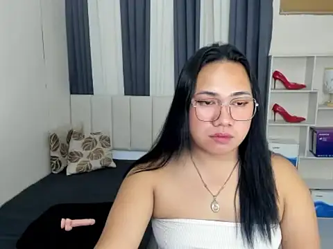 TsUncutKaren online show from 01.09.26