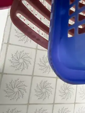 Snapshot of Tiffany-yy chatting on 09.22.25 Tiffany-yy online show from 09.22.25