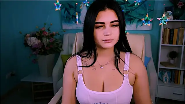 Snapshot of NaomiWilsons chatting on 09.23.25 NaomiWilsons online show from 09.23.25