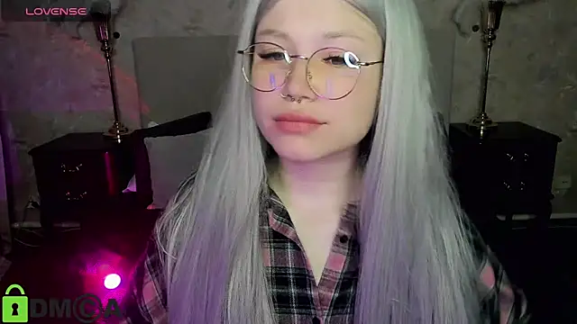 Diana Dream online show from 10.02.25