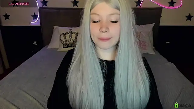 Diana Dream online show from 10.22.25