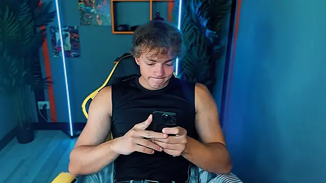 ChaseMuscular online show from 09.20.25