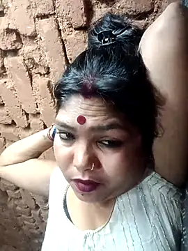 Snapshot of Priya_tyagi chatting on 09.18.25 Priya tyagi online show from 09.18.25