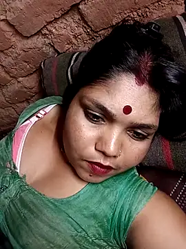 Snapshot of Priya_tyagi chatting on 09.22.25 Priya tyagi online show from 09.22.25