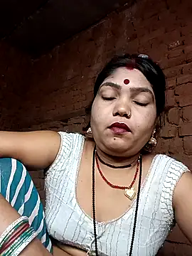 Snapshot of Priya_tyagi chatting on 10.03.25 Priya tyagi online show from 10.03.25