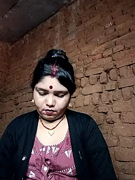 Snapshot of Priya_tyagi chatting on 10.05.25 Priya tyagi online show from 10.05.25