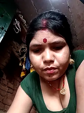 Snapshot of Priya_tyagi chatting on 10.09.25 Priya tyagi online show from 10.09.25