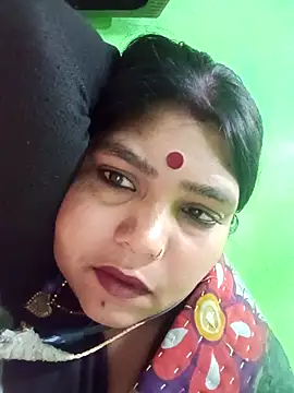 Snapshot of Priya_tyagi chatting on 10.24.25 Priya tyagi online show from 10.24.25