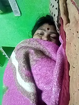 Snapshot of Priya_tyagi chatting on 10.31.25 Priya tyagi online show from 10.31.25