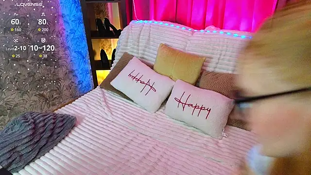 JuliaPowers  online show from 09.29.25