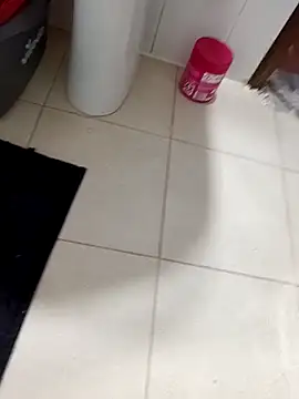 pombagg00 online show from 09.26.25