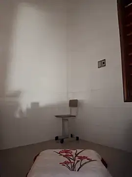 LazdyLy online show from 09.24.25