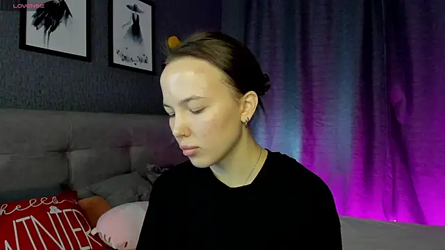 Maria Solis online show from 01.12.26