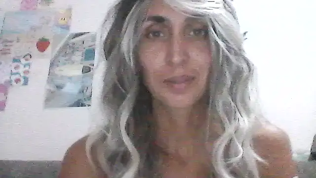 Nuvika online show from 11.18.25