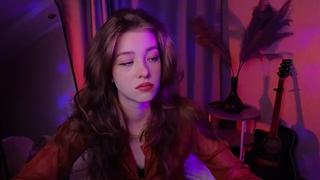 Snapshot of AstraMist chatting on 09.23.25 AstraMist online show from 09.23.25