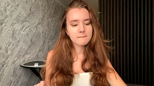 Anna Dominator online show from 09.14.25