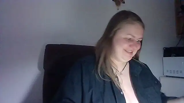 Snapshot of MartaXLove chatting on 09.13.25 MartaXLove online show from 09.13.25