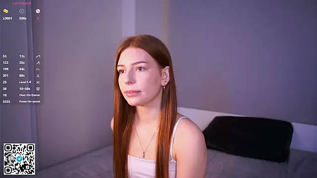 SexyEsma online show from 10.23.25