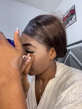 zaracollins01 online show from 02.16.26