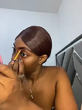 zaracollins01 online show from 04.17.26