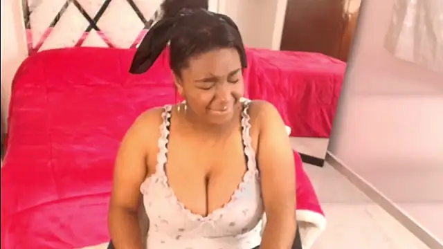 Amiranast online show from 10.15.25