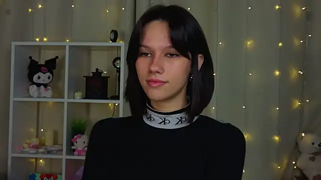 MyeshaTress online show from 09.16.25