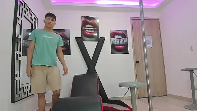 Snapshot of GRETTY_BOYS chatting on 09.24.25 GRETTY BOYS online show from 09.24.25