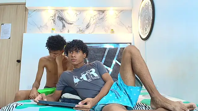 LONDON BOYS1 online show from 10.22.25