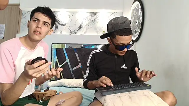 YOUNGS GUYS online show from 09.18.25