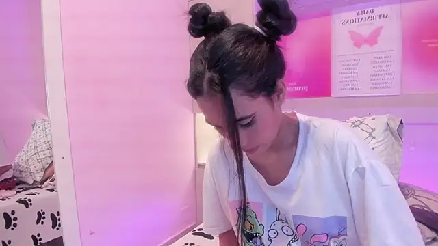 LexxaQueen online show from 10.12.25