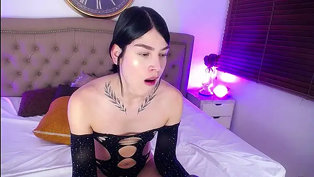 AuroraRicci online show from 10.03.25