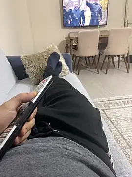 banuemre28 online show from 12.03.25