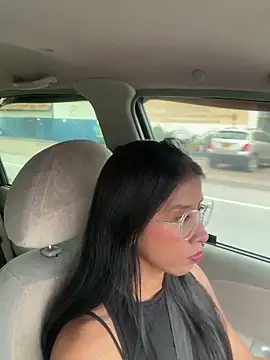 Snapshot of Incognitegirl chatting on 09.18.25 Incognitegirl online show from 09.18.25