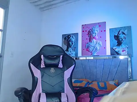 aisha299 online show from 10.08.25