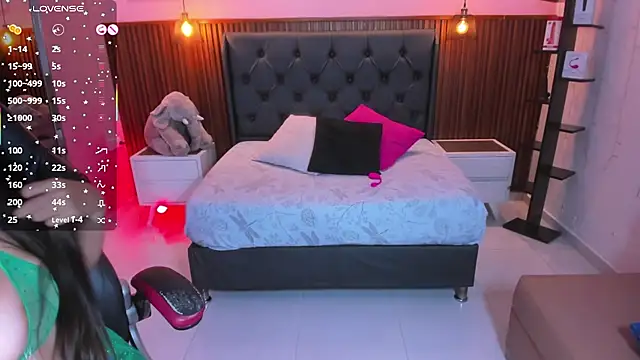 ladymercury1 online show from 11.11.25