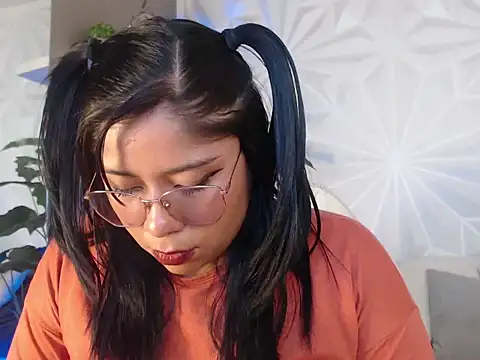 ashly blue online show from 09.15.25