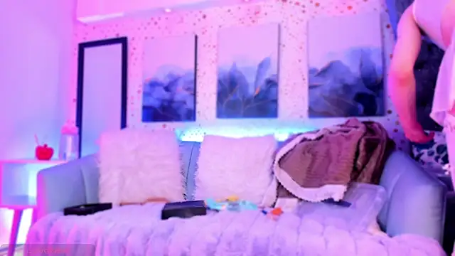 ArianaSantana online show from 09.12.25