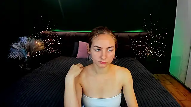 MilaAddams online show from 09.21.25