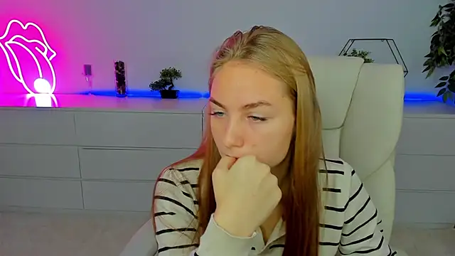 MilaAddams online show from 10.09.25