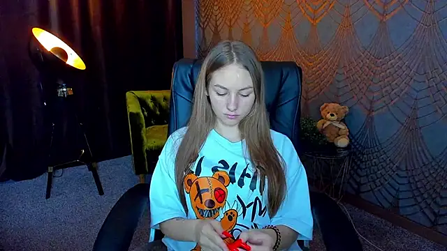 MilaAddams online show from 07.11.26