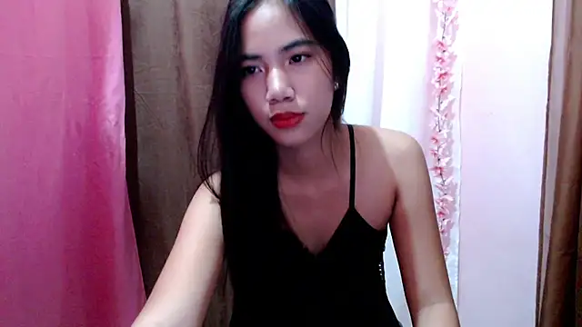 Snapshot of Shy_SexyLady chatting on 10.08.25 Shy SexyLady online show from 10.08.25