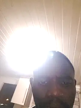 KwaneleK1 online show from 09.21.25