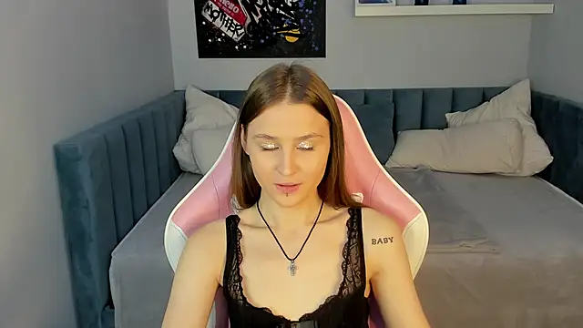 sasha  meow online show from 11.10.25